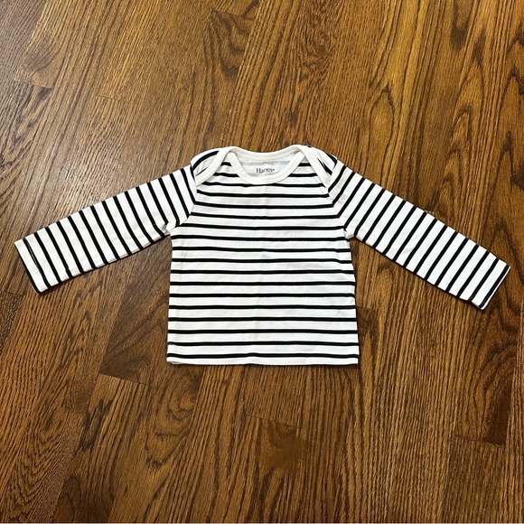 Hanes Flexy soft knit long-sleeve shirt bundle, size 6-12M (set of 5) - Picture 3 of 7